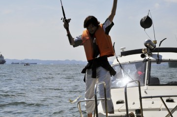 んっ？竜馬君、釣れたのかな？？？