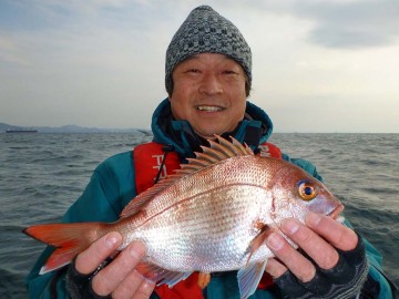 執念のマダイ・・・笑顔が素晴らしい！！！