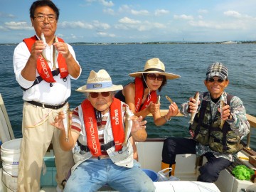 数も伸び天気にも恵まれ最高のキス釣り