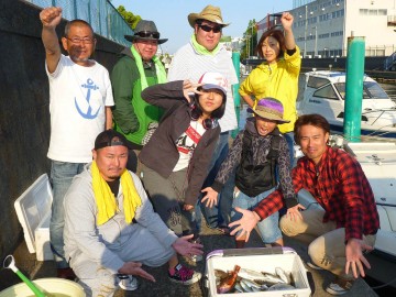 かなり釣れました・・・・クーラー一杯！