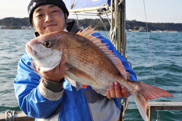 タイラバ初チャレンジ・・・７枚はさすが伝寿丸の船長・・学さん