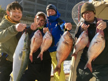 これから宴会・・・どんな料理を作るのかな？