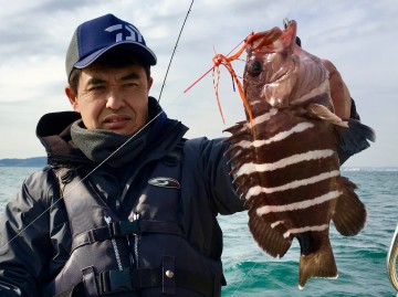 千葉側の50mでマハタが・・・箱山さん・・美味しいですよ〜