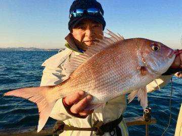 1.75kg・・・綺麗な真鯛が・・・池田さん