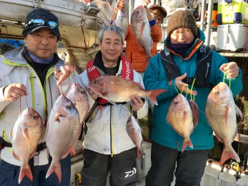 全員が釣れてにこやかに終了！！！！