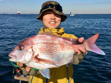 杉山さん・・・1.00kgやっと針に乗りました・・・！