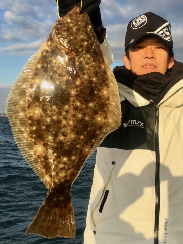 肉厚のヒラメが・・・初っ端の一流しで・・前田さん