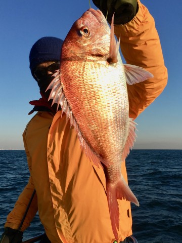 一流し目・・浜ちゃん1.61kg・・モーニングでサービス・・・！