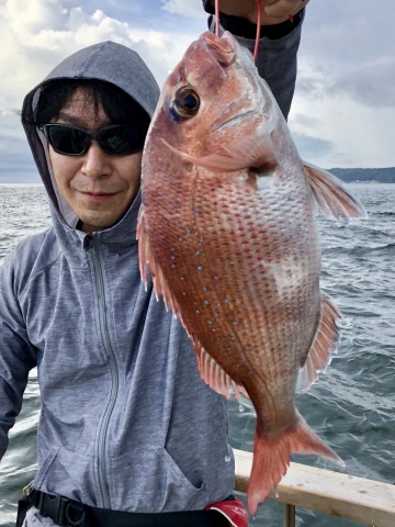 浅野さん・・・一投目から・・・1.01kg・・・！