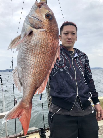 やっとキロオーバー・・・1.58kg・・・加藤さんヤッタネ！！！