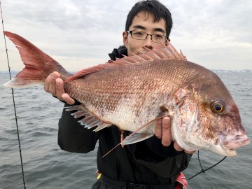 タイラバ 初・・船釣りも初の佐藤さん・・2.77kg・・・おめでとう・・！