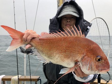 慶太くん・・・ヤッタネ・・・2.07kg・・・！