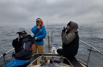 水蒸気で周りが見えず限られたポイントで第1投・・・！