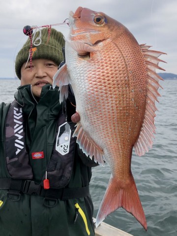 とても綺麗なマダイ・・・1.23kg・・・食べ頃・・・！