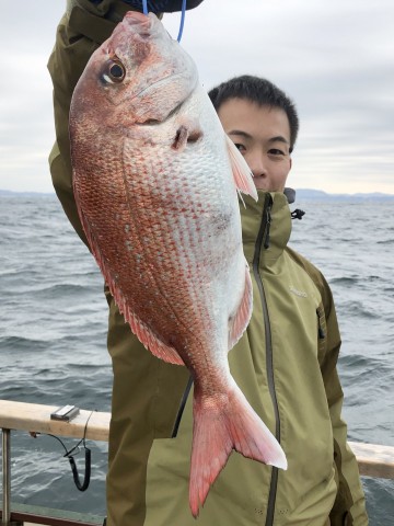 伊藤さん・・・綺麗なピンクは・・・1.04kg・・・！