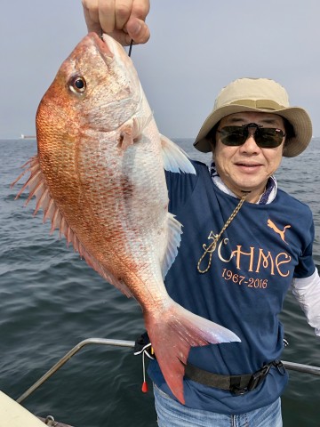 初タイラバ初タイは2.36kg・・・おめでとう・・・柴崎さん