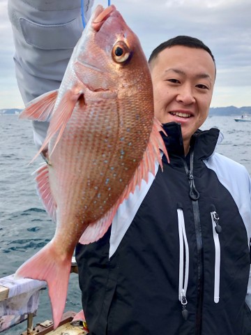 幸田さん・・・初真鯛は綺麗なピンク・・・！