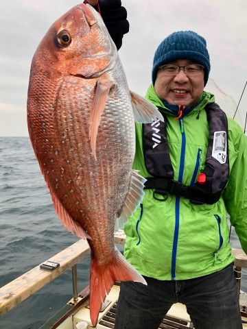 3.42kg・・・綺麗な大きなマダイです・・・おめでとう