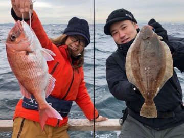 升崎さんとダブルヒット・・・ピンクは1.12kg・・・！