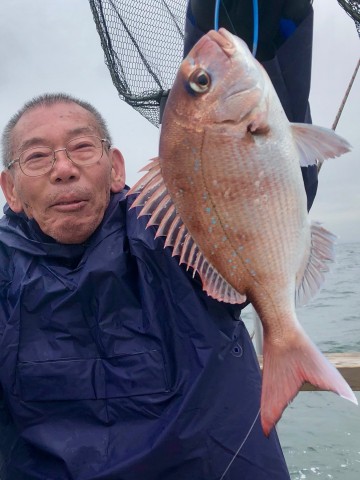 當山さん・・・初真鯛・・・おめでとう・・・！